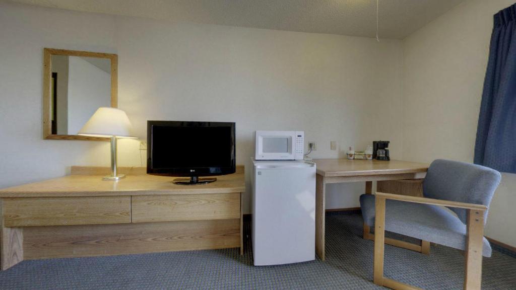 ซูเปอร์ 8 บาย วินด์แฮม เฮย์ส แคนซัส Hotel ห้อง รูปภาพ